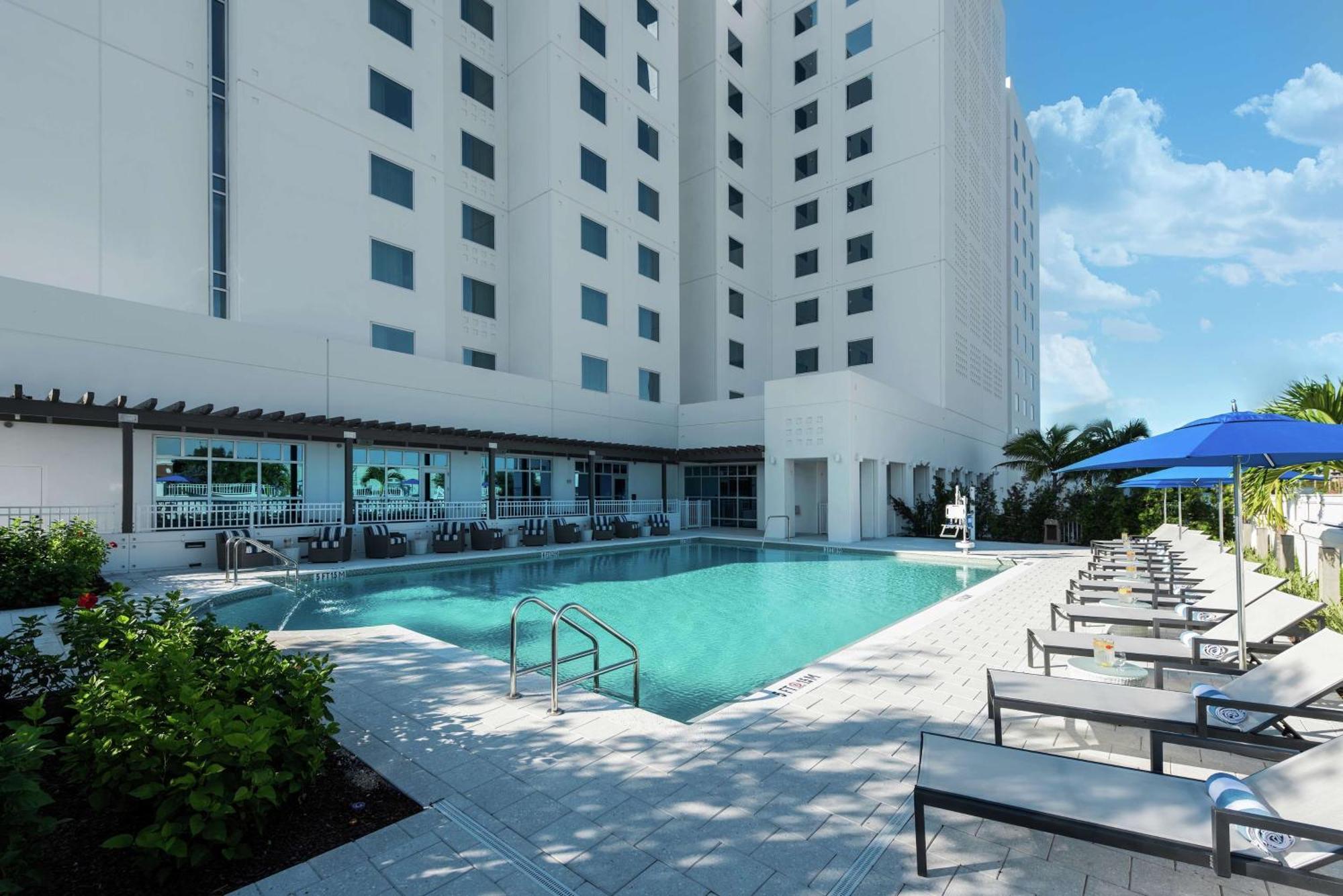 Hilton Garden Inn Miami Dolphin Mall Exterior foto